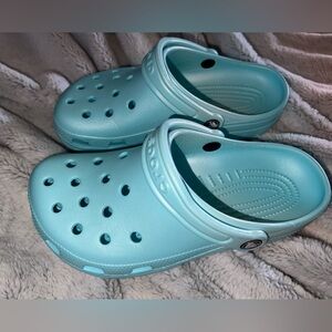 BLUE CROCS